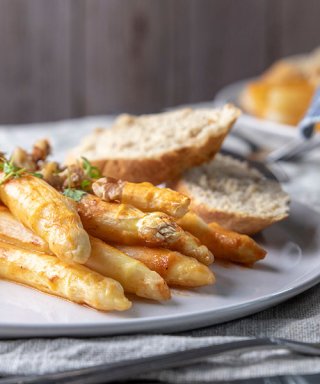 Ofenspargel mit Tomaten-Honig-Marinade